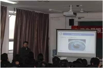 關(guān)注大學(xué)生視力健康，普瑞眼科走進河南司法警官職業(yè)學(xué)院