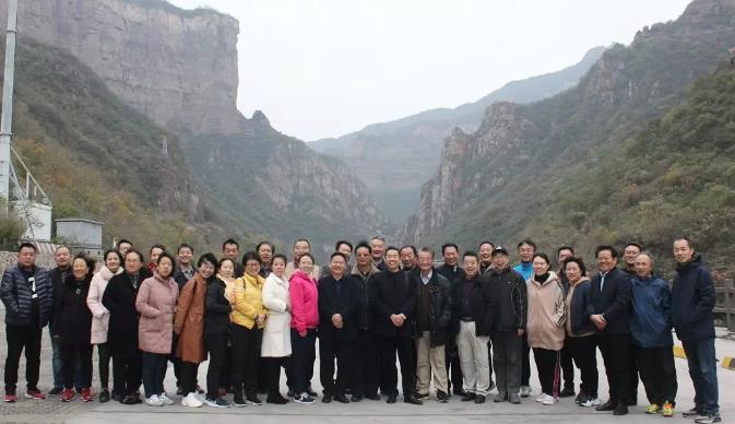 鄭州普瑞眼科醫(yī)院2019年豫北地區(qū)學(xué)術(shù)交流會圓滿落幕！